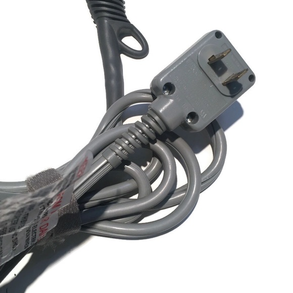 Drybar Buttercup hair dryer - Picture 15 of 15